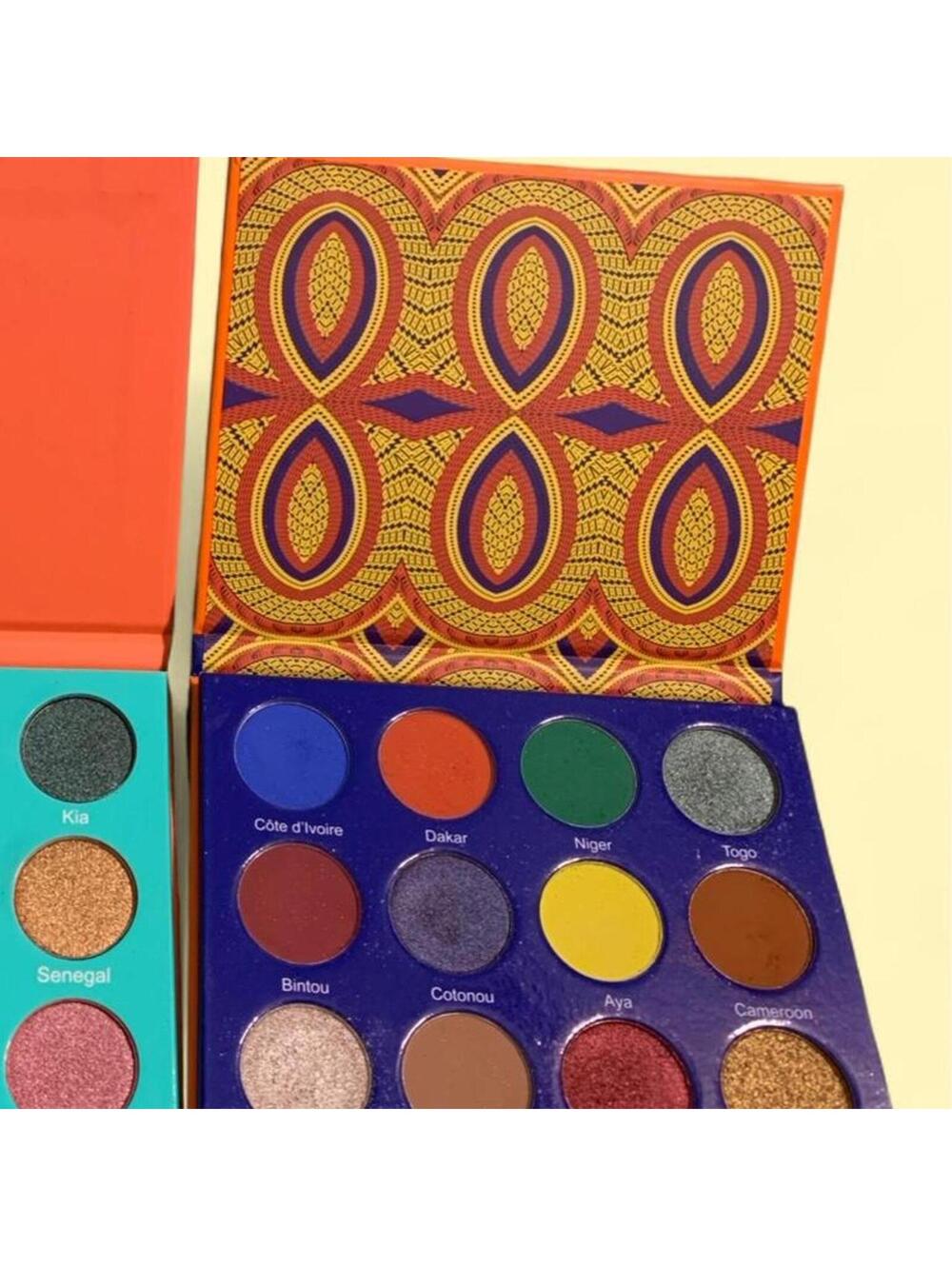 Eyeshadow Bundle - Picture 4 of 4